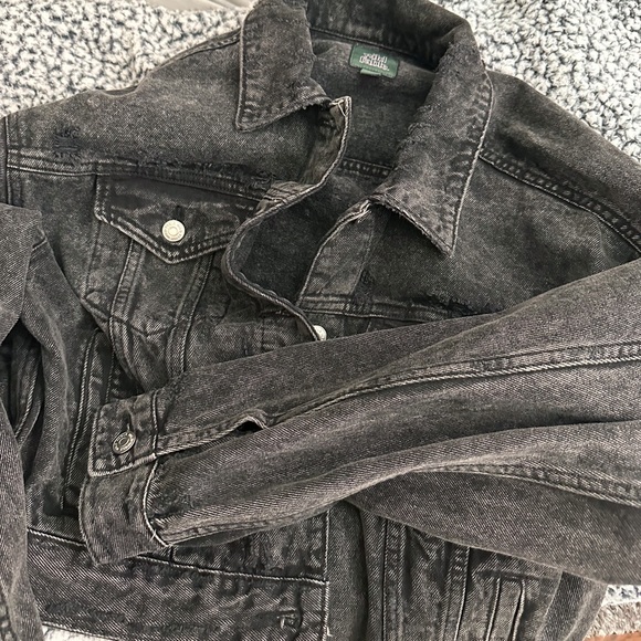 new ✨ black washed oversized jean jacket - Picture 5 of 6